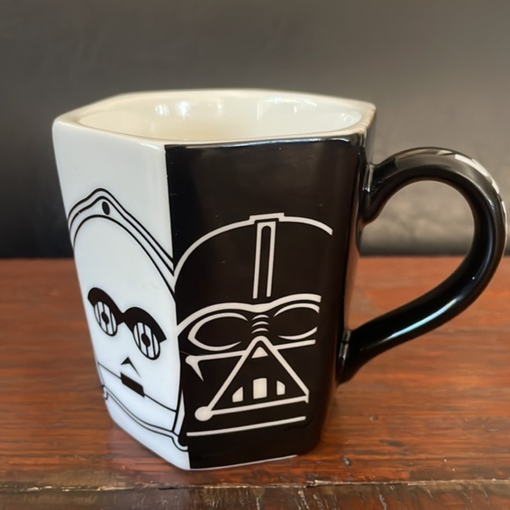Star Wars characters hexagon mug‎ black& white. Sun Art Co. RARE!